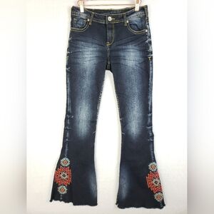 NWOT Cowgirl TUFF Co Aztec Rocks Flared Jeans Embroidered Western size 28 Boho
